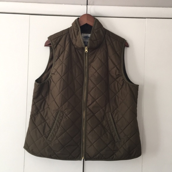 Old Navy Jackets & Blazers - Old navy quilted vest